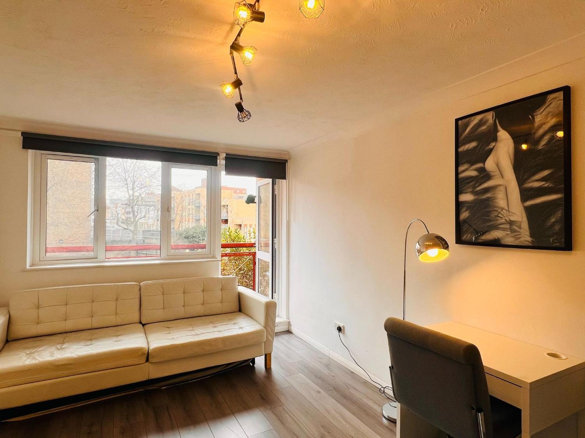 Charming 3-bedroom, Bow, Appartamento *